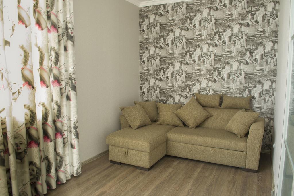 Mindia'S Two Bedroom Apartment Batumi Exterior photo
