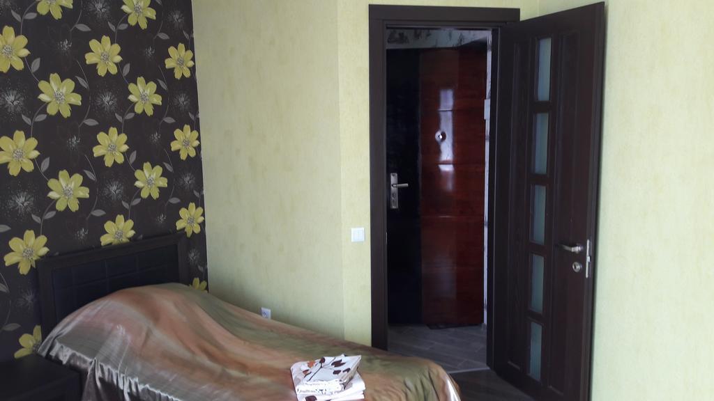 Mindia'S Two Bedroom Apartment Batumi Exterior photo